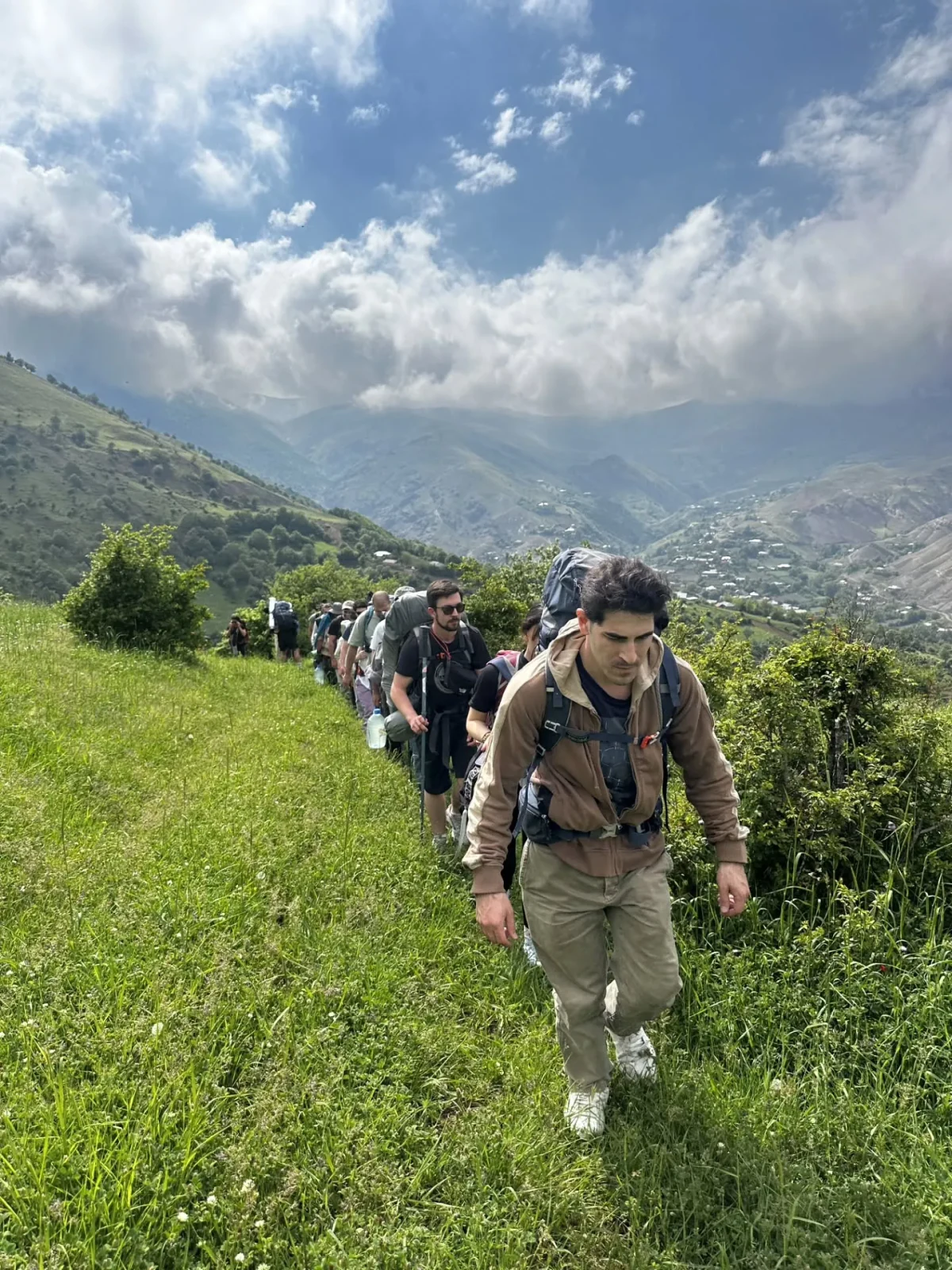 التخييم في كهف ألار - مع برنامج الأمسية العرقية🍃, Yardimli — صورة الرحلة 4