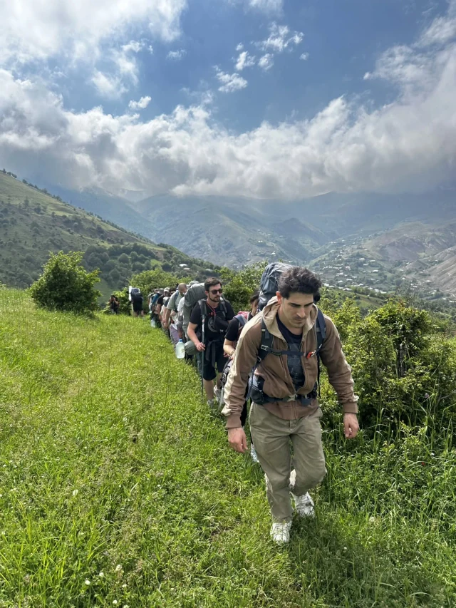التخييم في كهف ألار - مع برنامج الأمسية العرقية🍃, Yardimli — صورة الرحلة 4