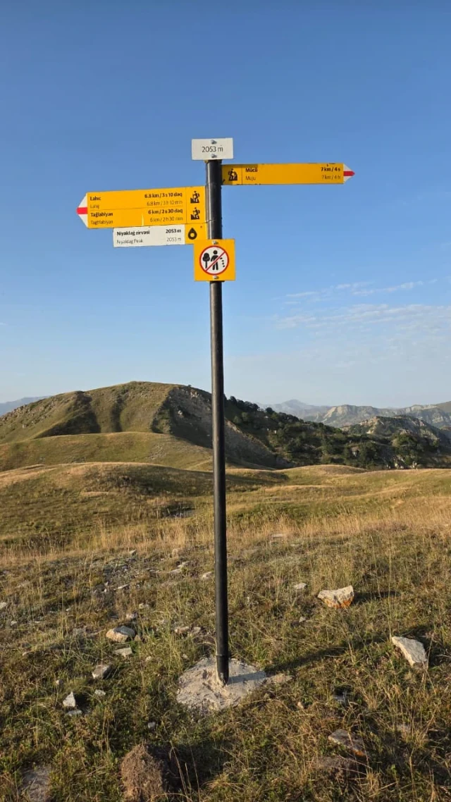 Niyaldağ zirvəsi 2053m, İsmayıllı — tur fotosu 3