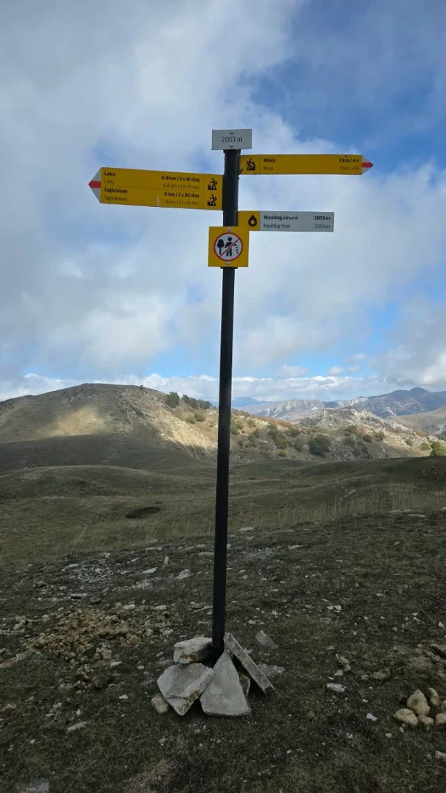 Niyaldağ zirvəsi 2053m, İsmayıllı — tur fotosu 5